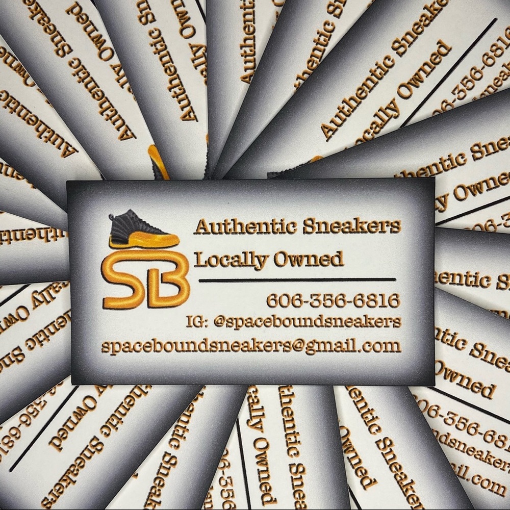 CUSTOM BUSINESS CARDS